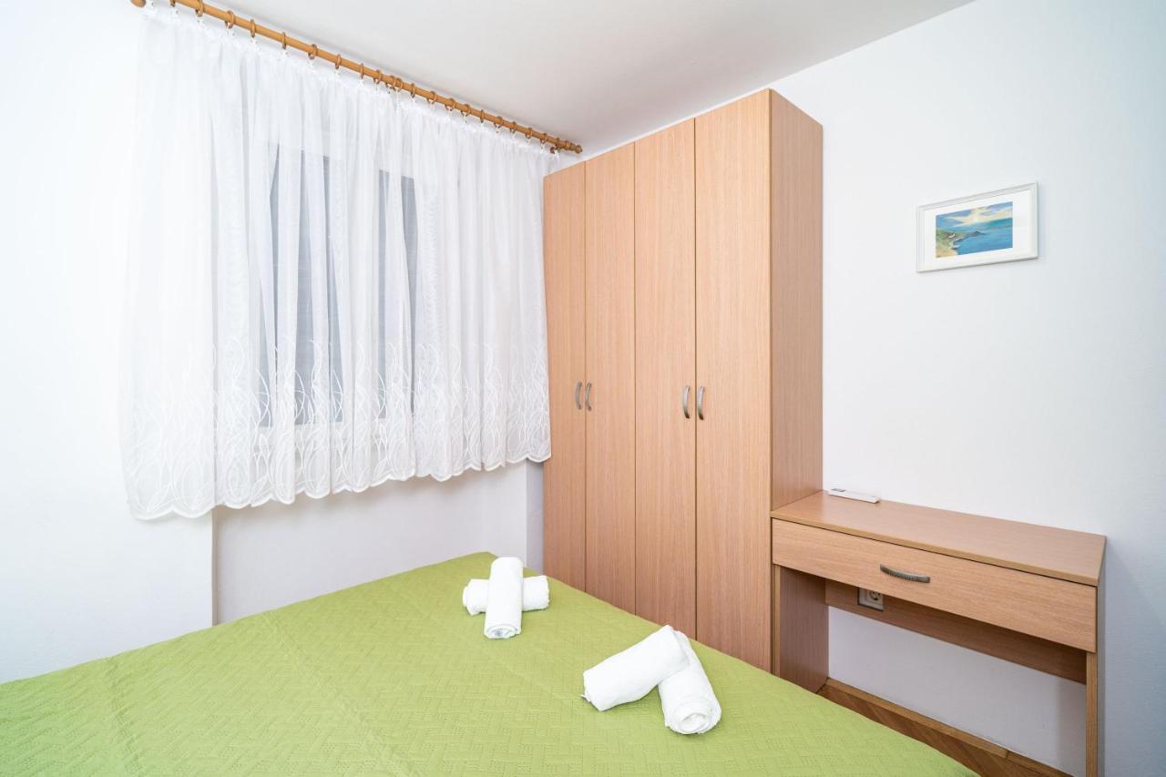 Central Apartment With Terrace Dubrovnik Dış mekan fotoğraf