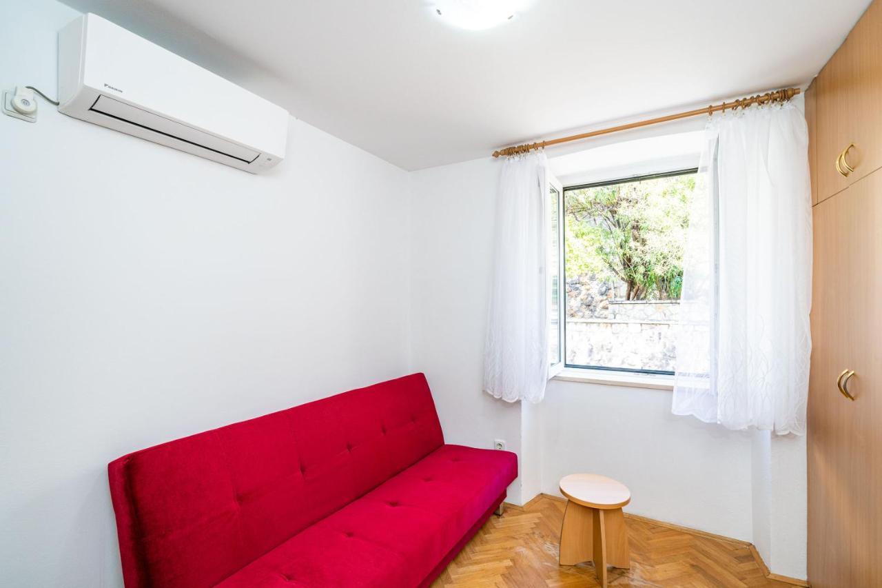 Central Apartment With Terrace Dubrovnik Dış mekan fotoğraf