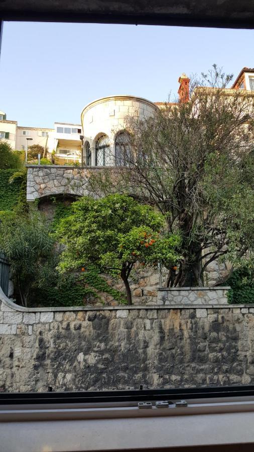 Central Apartment With Terrace Dubrovnik Dış mekan fotoğraf